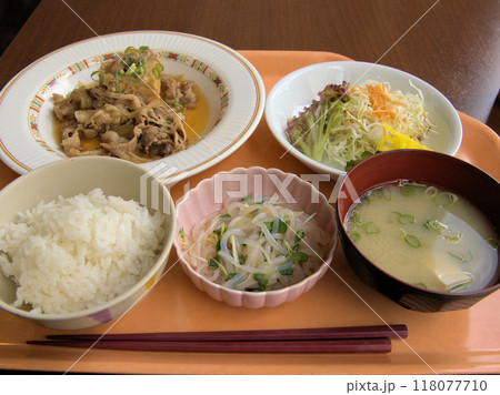 長崎新聞食堂モリモリの日替わり定食 長崎県長崎市茂里町 長崎新聞食堂モリモリの日替わり定食 長崎県長崎市茂里町 118077710