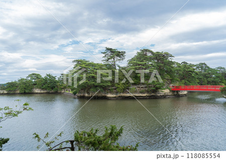 雄島と渡月橋（陸前松島） 118085554