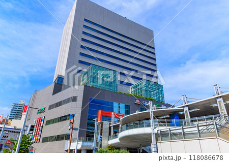 千葉県　船橋市　船橋駅前の都市風景（船橋フェイスビル） 118086678