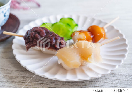 和菓子　串団子 118086764