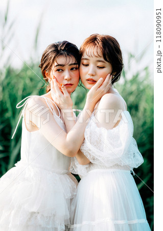 同性カップルのウェディング撮影 118090951