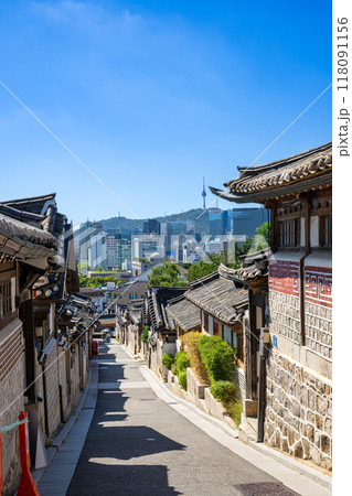 韓国ソウルの北村韓屋村 118091156