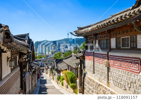 韓国ソウルの北村韓屋村 118091157