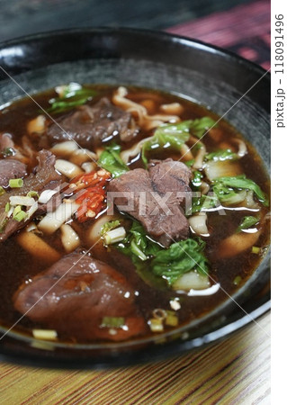 牛肉麺 118091496