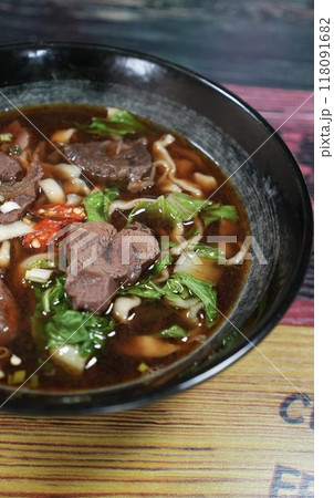 牛肉麺 118091682