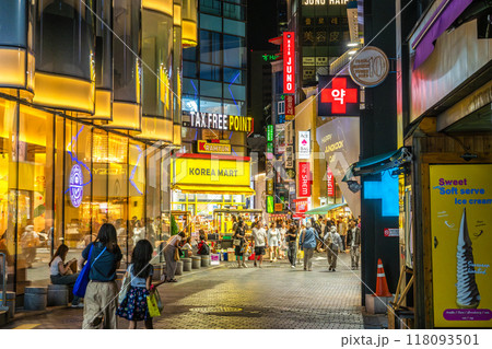 韓国 ソウル 明洞の夜景 韓国 ソウル 明洞の夜景 118093501