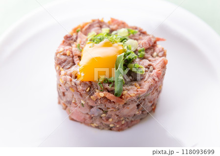 おいしいユッケ風ローストビーフ 118093699