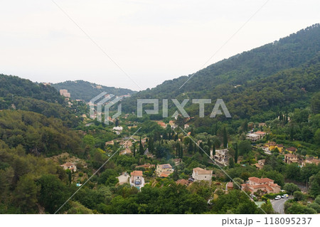 A Verdant Valley in the French Riviera 118095237