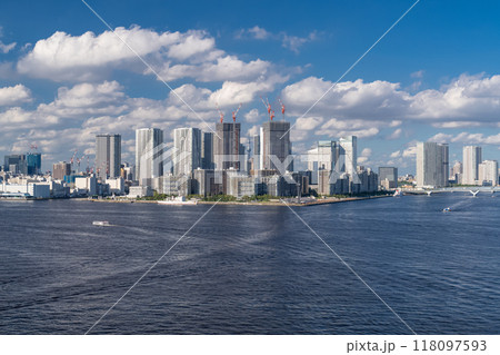 《東京都》東京ベイエリア・タワーマンションの風景 《東京都》東京ベイエリア・タワーマンションの風景 118097593