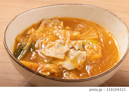 キムチ春雨スープ キムチ春雨スープ 118104321