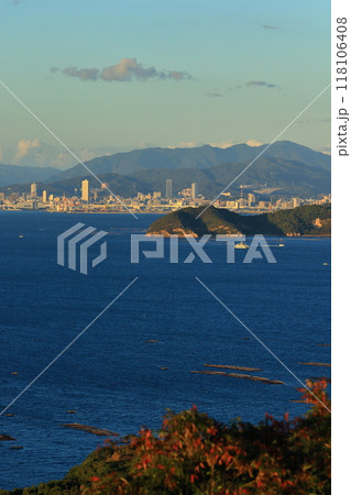 山と都市と海と島と自然 118106408