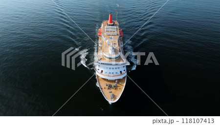 クルーズ客船　にっぽん丸の船旅 118107413