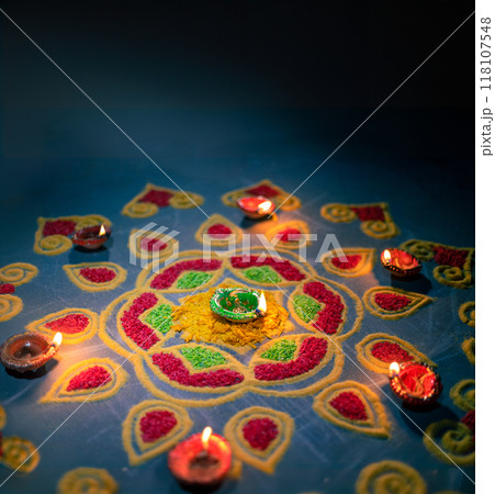 Diwali Traditions and Celebrations Around the World 118107548