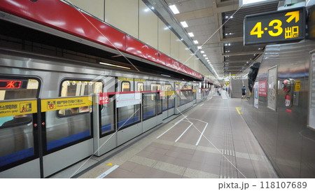 台湾の風景・台北MRT(台湾・台北市) 台湾の風景・台北MRT(台湾・台北市) 118107689