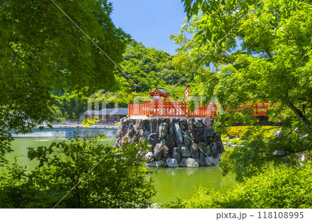 大阪　夏の勝尾寺　弁財天社 118108995