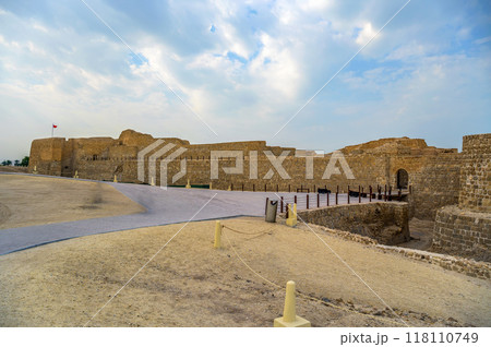 Qal'at al-Bahrain in Manama, also known as the Bahrain Fort or Portuguese Fort 118110749
