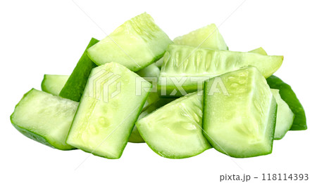 chopped cucumber isolated 118114393