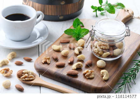 ミックスナッツ 118114577