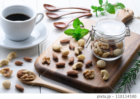 ミックスナッツ 118114580