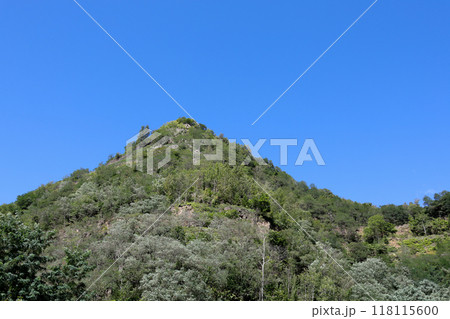 山、空、青空、自然、緑、屋外、快晴、晴れ 118115600