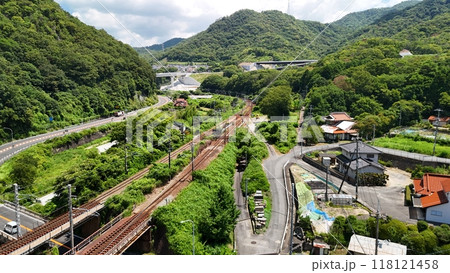 JR山陽本線_瀬野-八本松【セノハチ急勾配】ドローン空撮 SEH_No15 JR山陽本線_瀬野-八本松【セノハチ急勾配】ドローン空撮 SEH_No15 118121458