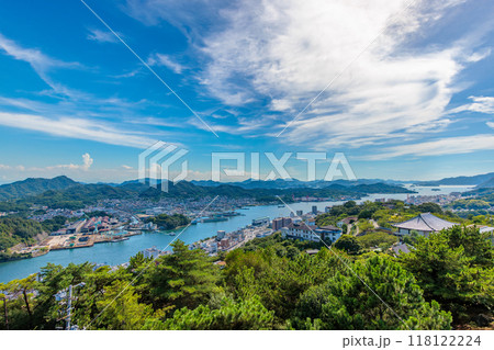 千光寺公園からの眺め。尾道水道と尾道の町並み(広島県尾道市) 118122224