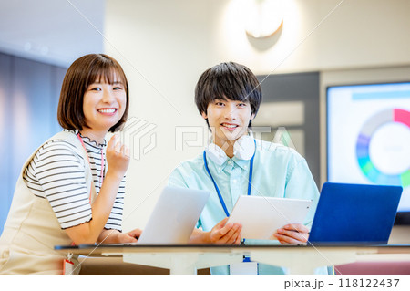 エンジニア　撮影協力：学校法人電波学園　東京電子専門学校 118122437