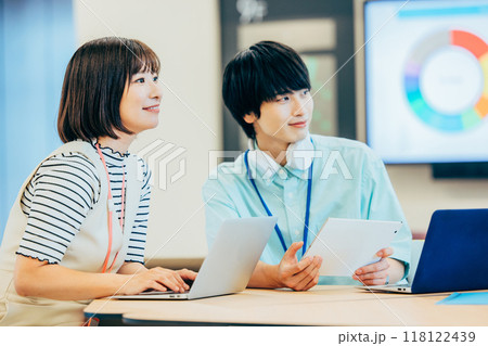 エンジニア　撮影協力：学校法人電波学園　東京電子専門学校 118122439