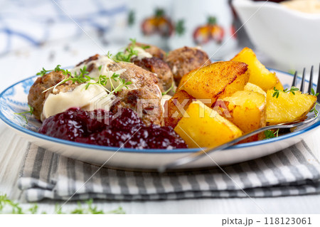 Meat meatballs. Swedish cuisine. Meat meatballs. Swedish cuisine. 118123061