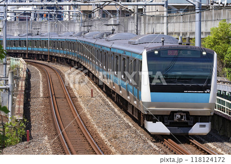 JR京浜東北線の電車 E233系1000番台 118124172