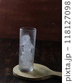 empty drink glass closeup 118127098