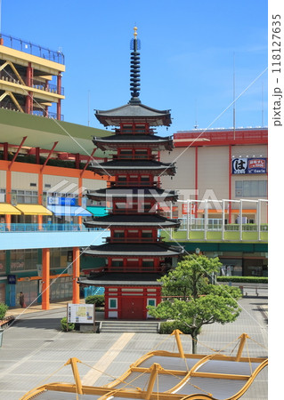 海老名駅前 海老名市観光シンボルモニュメント【七重の塔】 海老名駅前 海老名市観光シンボルモニュメント【七重の塔】 118127635