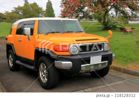 SUV車両 SUV車両 118128312