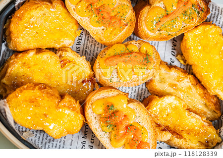 料理　明太フランスパン 118128339