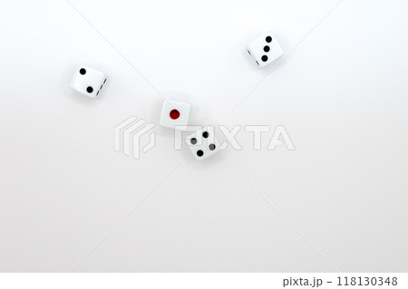 サイコロの出目 118130348