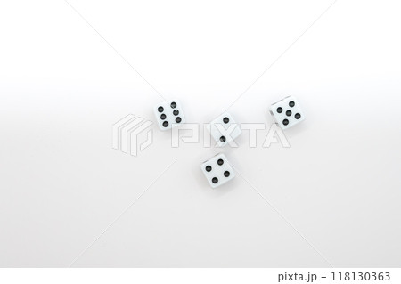 サイコロの出目 118130363