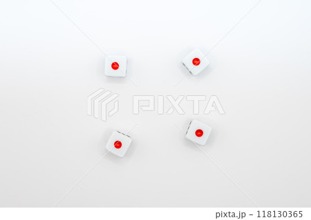 サイコロの出目 118130365