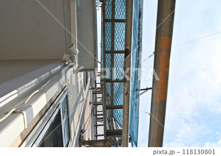 足場　足場工事　住宅塗装工事　住宅リフォーム　 118130801