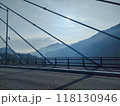 山の間に掛かる橋　故郷の風景 118130946