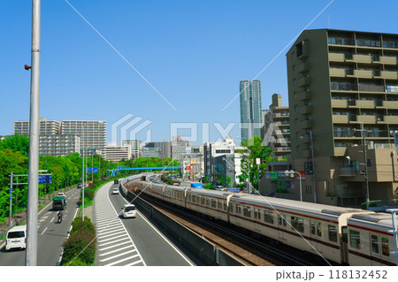 【大阪府】5月・新緑の新御堂筋と北大阪急行 【大阪府】5月・新緑の新御堂筋と北大阪急行 118132452