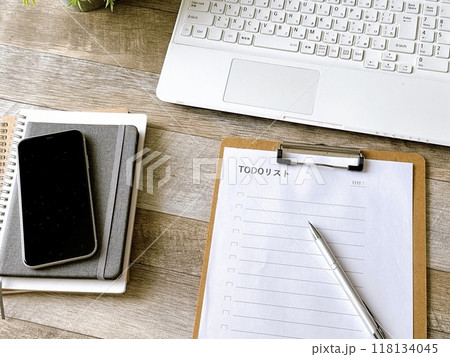 TODOリスト　ビジネスイメージ　優先順位　タスク管理 118134045