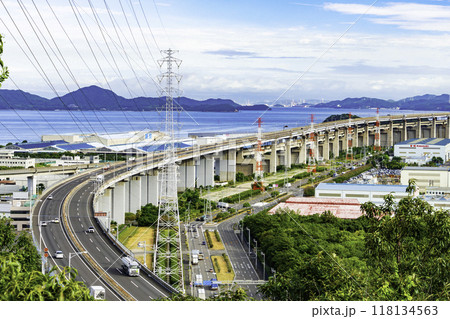 常盤公園(聖通寺山公園)からの眺め 瀬戸大橋 香川県宇多津町 常盤公園(聖通寺山公園)からの眺め 瀬戸大橋 香川県宇多津町 118134563