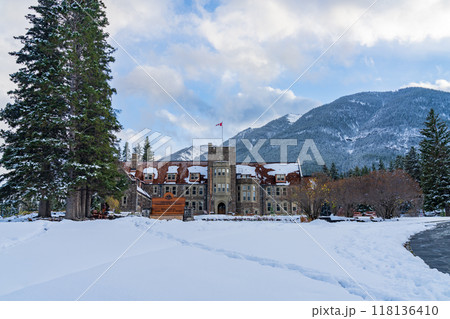 Cascade of Time Garden in snowy winter day. At the end of downtown Banff Avenue. Banff, Canada 118136410