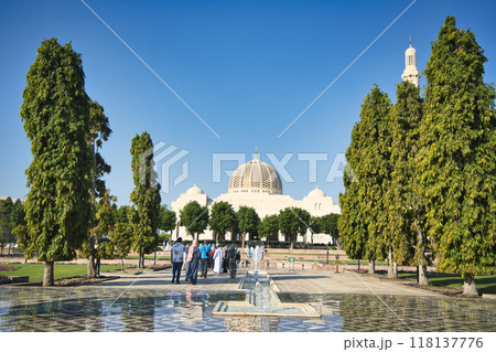 豪華なスルタン・カブース・グランドモスクの絶景 118137776