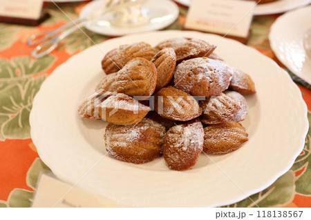 マドレーヌ マドレーヌ 118138567