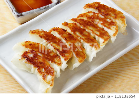 焼き餃子 118138654