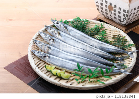 秋の味覚 北海道産 生さんま 118138841