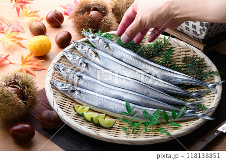秋の味覚 北海道産 生さんま 118138851