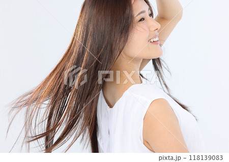 ビューティー　女性 118139083
