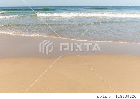 Pen Hat Beach on the Iroise Sea. Pen Hat Beach on the Iroise Sea. 118139226